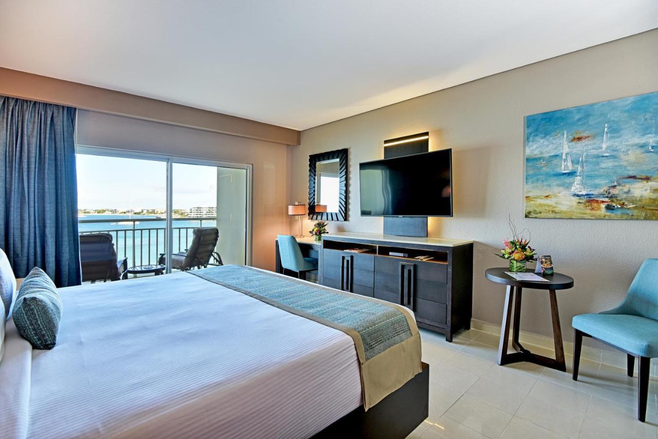The Villas At Simpson Bay Resort Exteriör bild